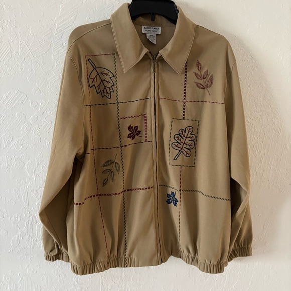 Alfred Dunner Women's Zip Jacket‎ 10P Embroidered Fall Leaves Elastic Wrist Hem - Picture 2 of 11